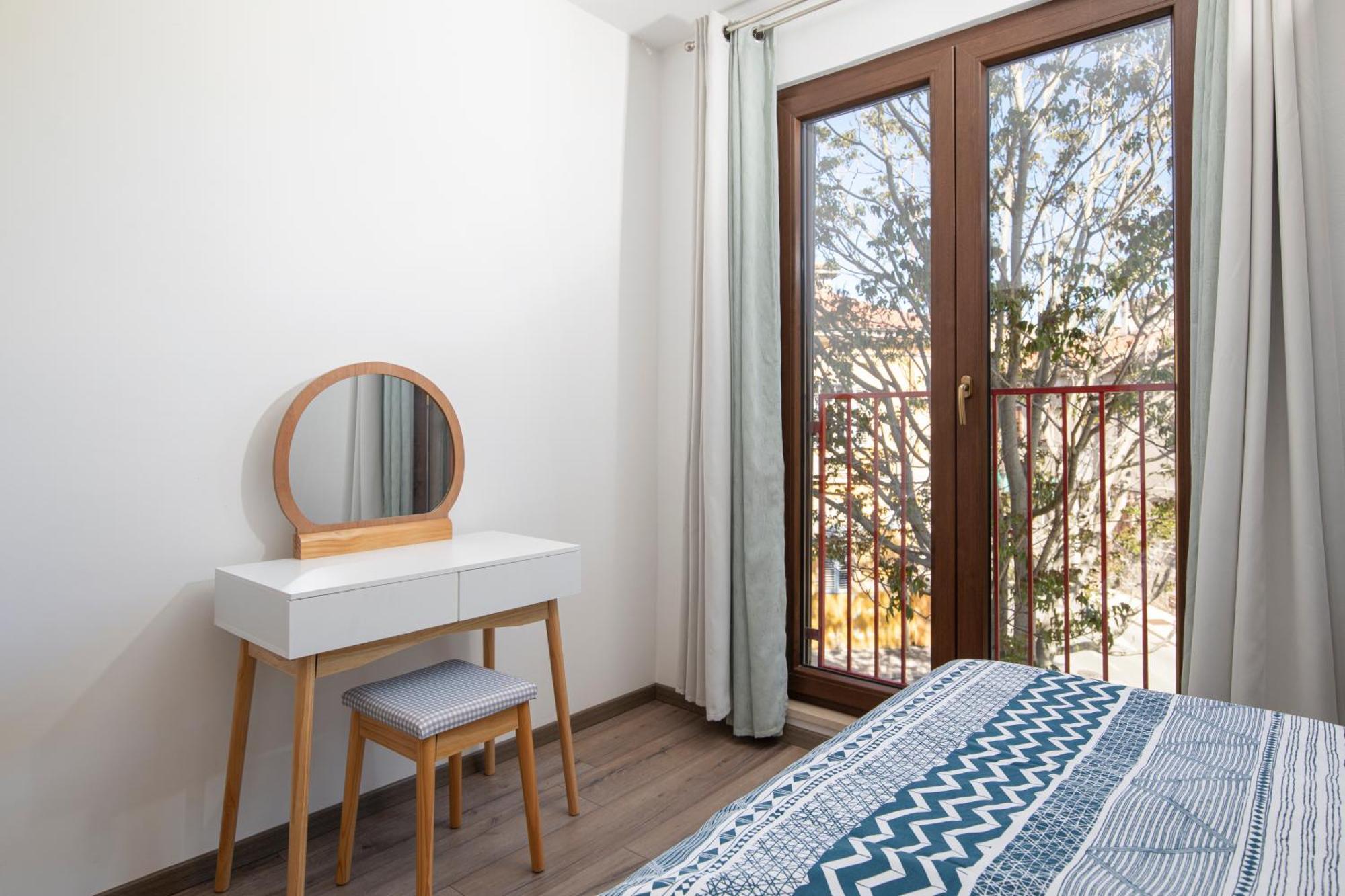City Market Apartments Pula Exterior photo